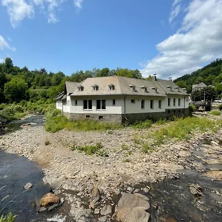 Aeuchen Am Rosenthal * Monschau